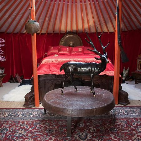 Crazy Lounge BnB Aigle Exterior foto