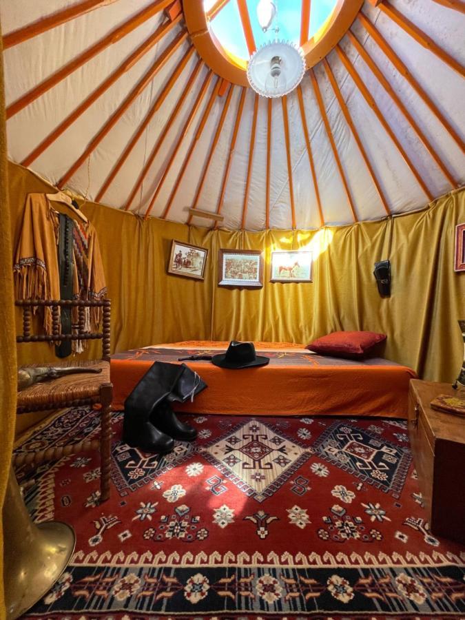 Crazy Lounge BnB Aigle Exterior foto