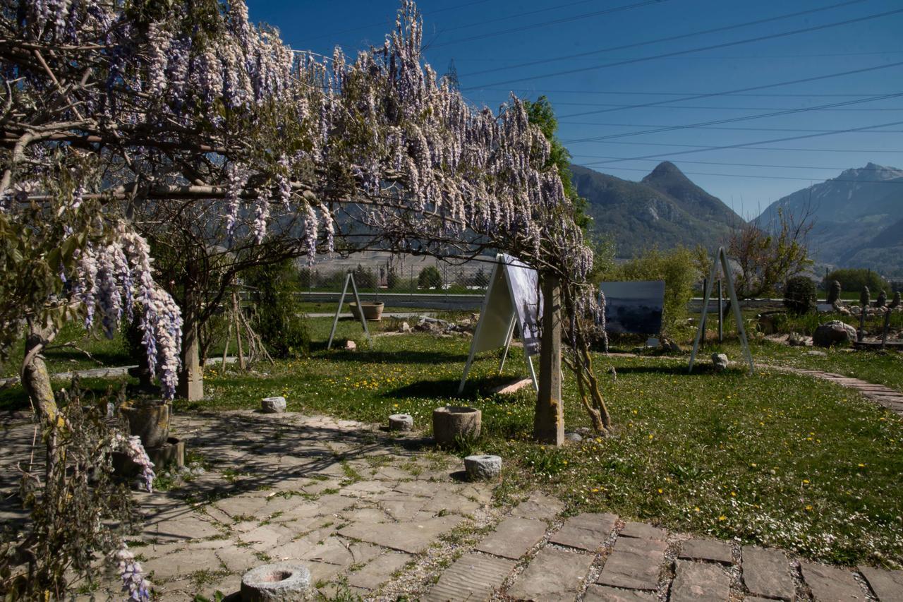 Crazy Lounge BnB Aigle Exterior foto