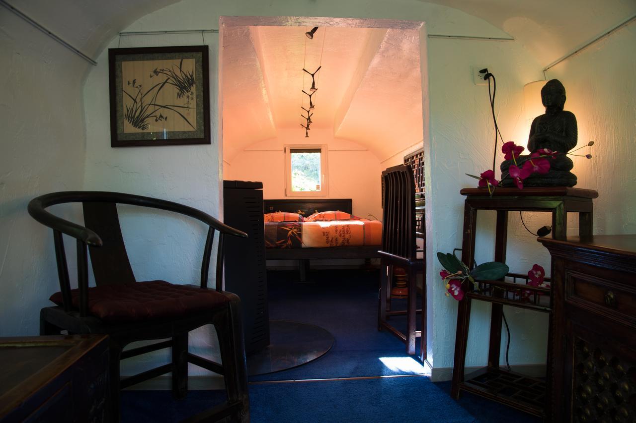Crazy Lounge BnB Aigle Exterior foto